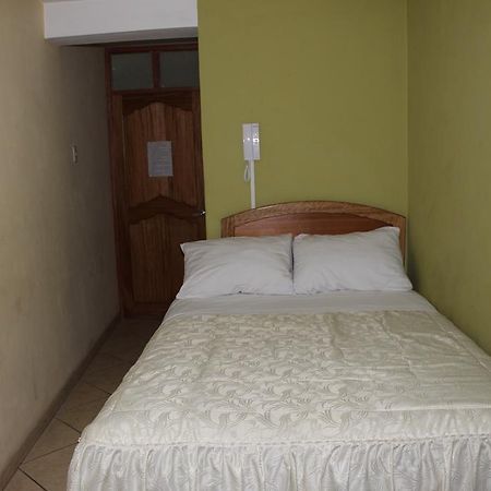 Posada De Percybal Lago Inn Puno Buitenkant foto