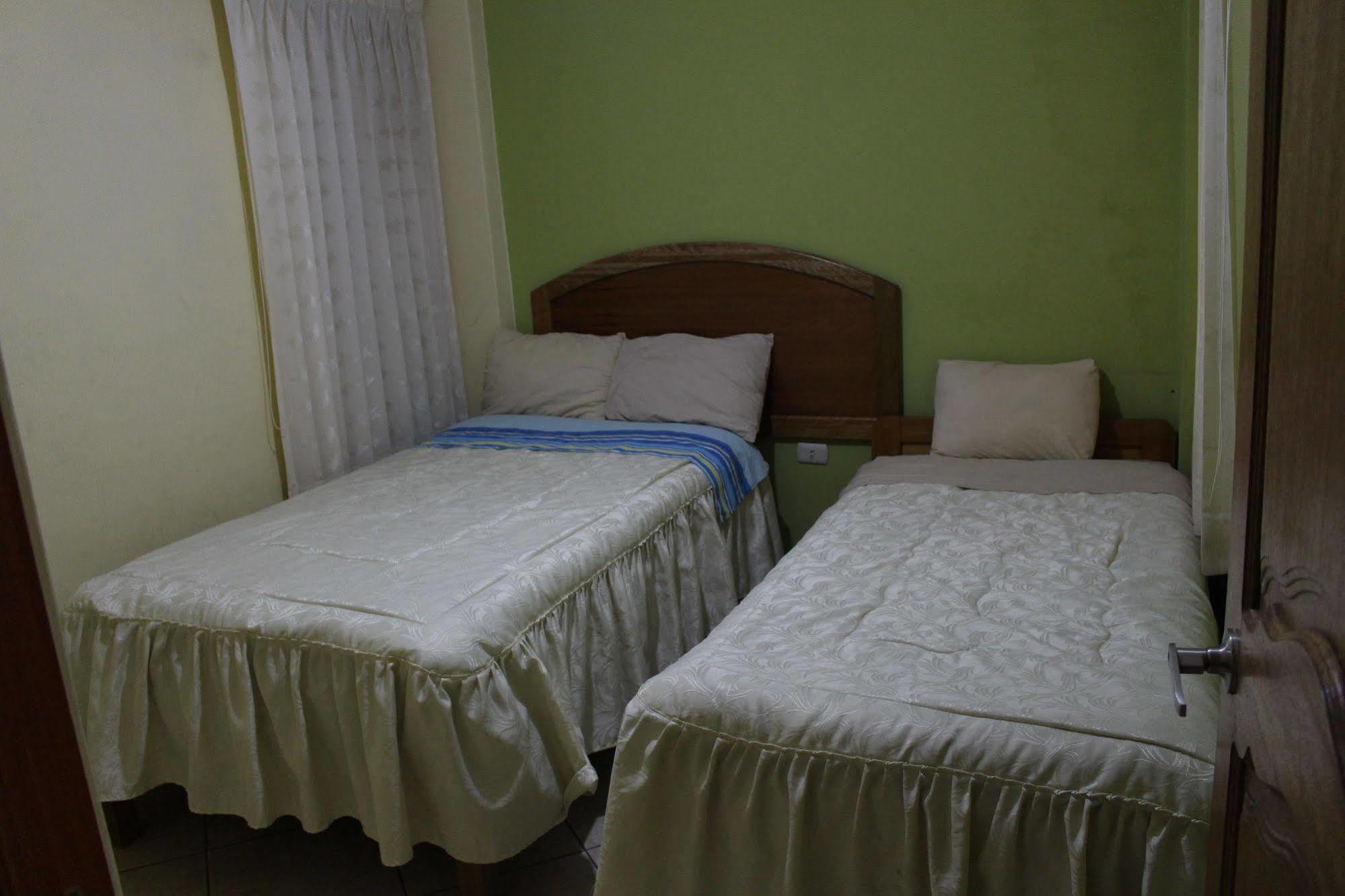 Posada De Percybal Lago Inn Puno Buitenkant foto